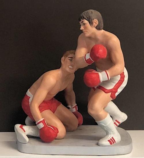boxing statue